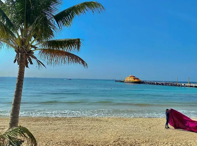 5th Av Close To The Ado Ferry & Mall * Playa del Carmen